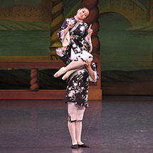 第3幕　中国の踊り